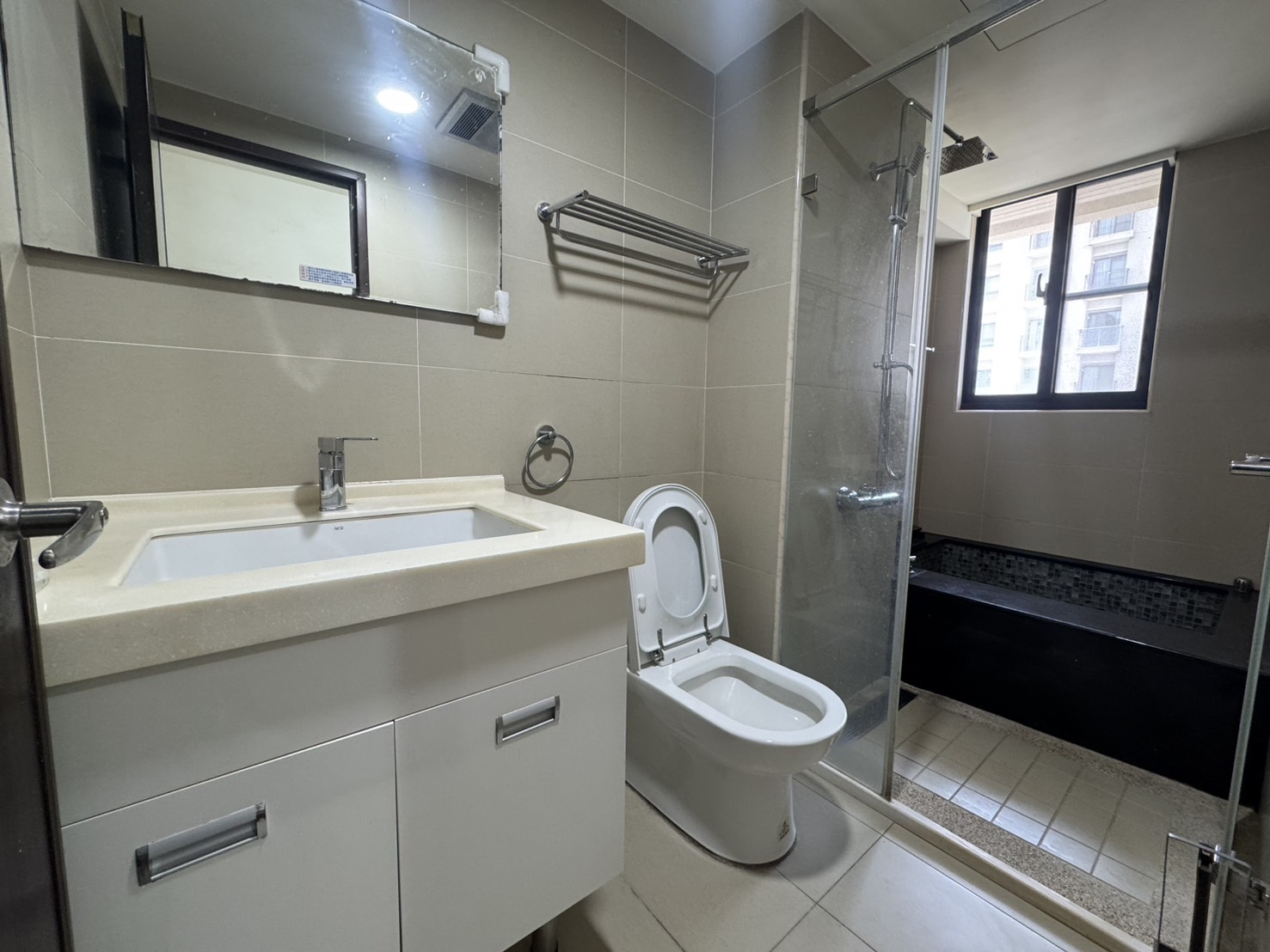 中壢市心｜富旺新世界高樓兩房車｜