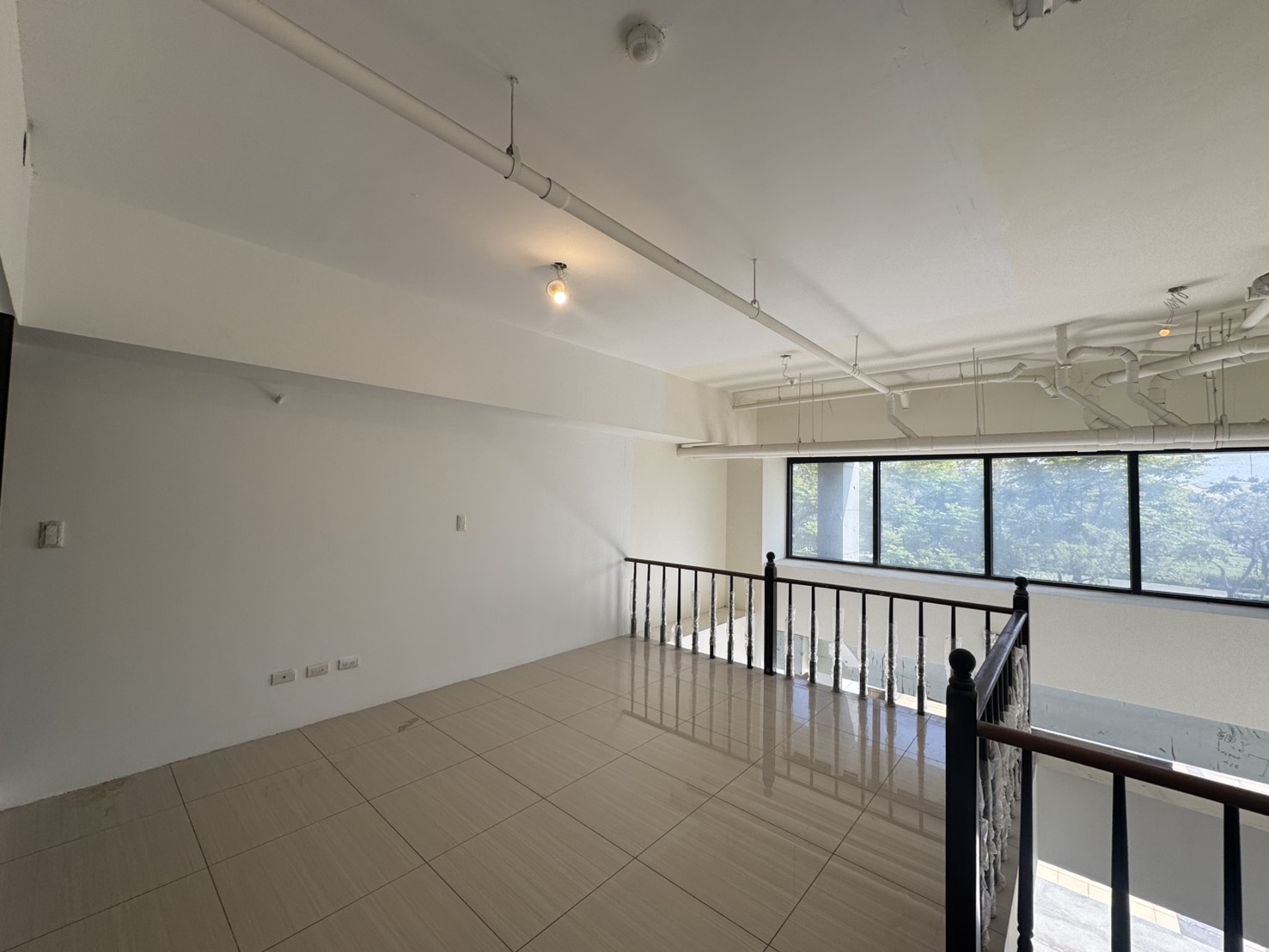 青埔店面首選明日禾禾1樓店面(租金都能談歡迎洽詢)