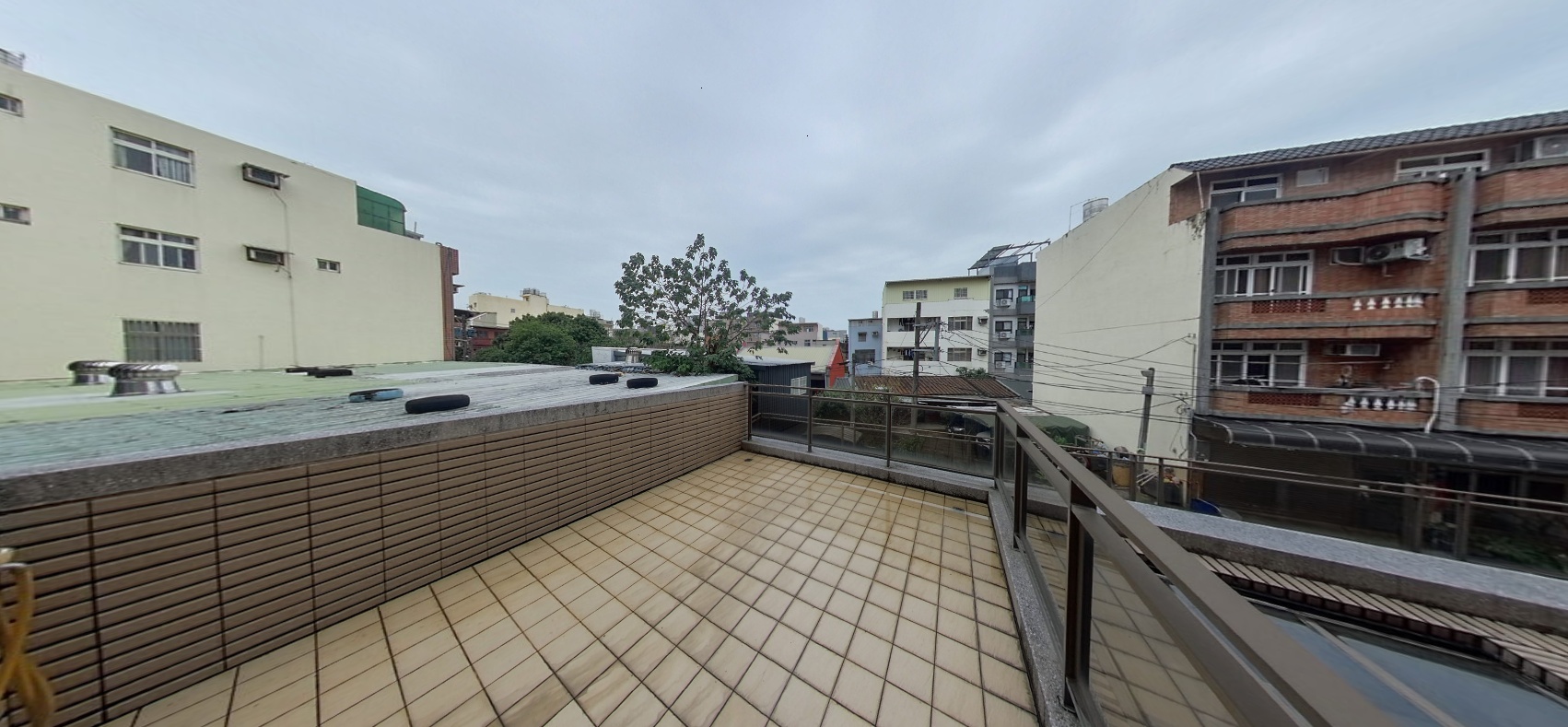 珍藏深耕六百坪邊間美墅