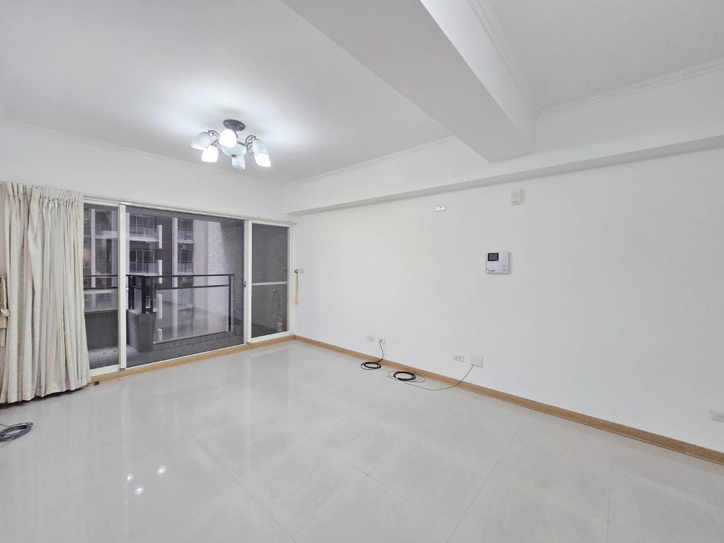 海華SOGO┃國際之星大三房車位