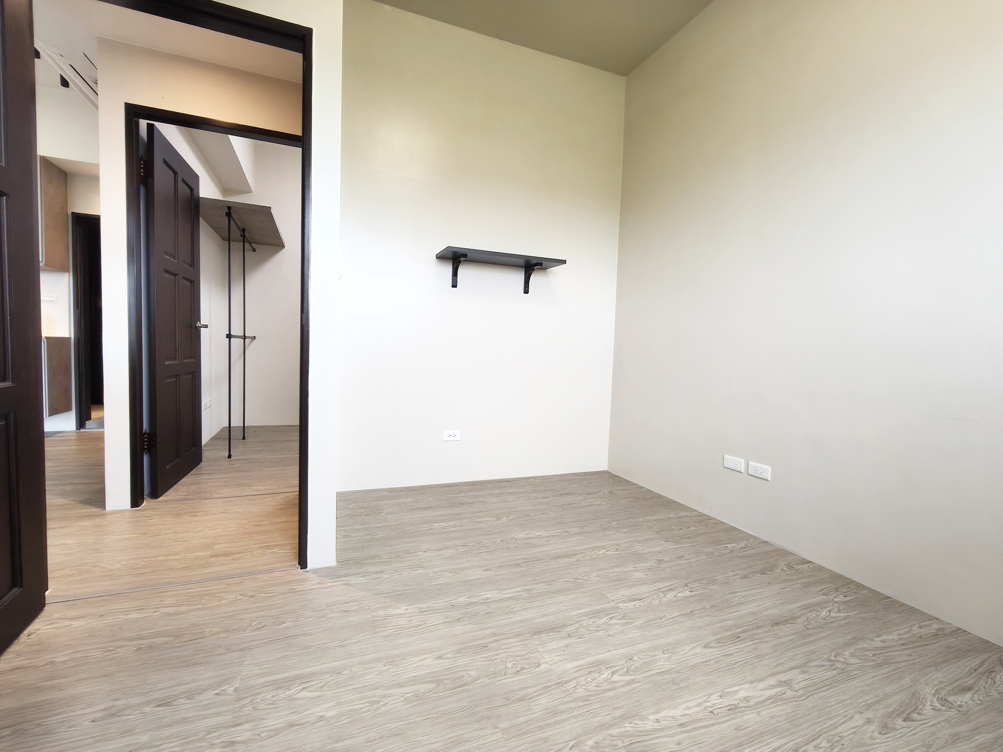 客運園區璟都文華三房