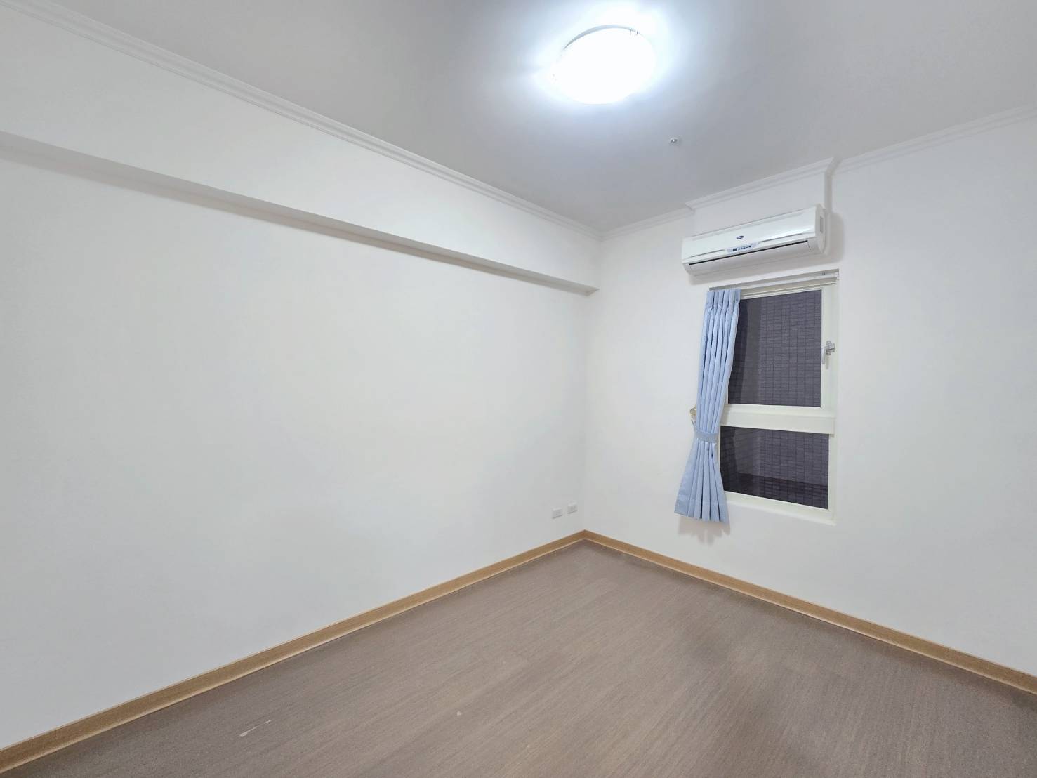 海華SOGO┃國際之星大三房車位