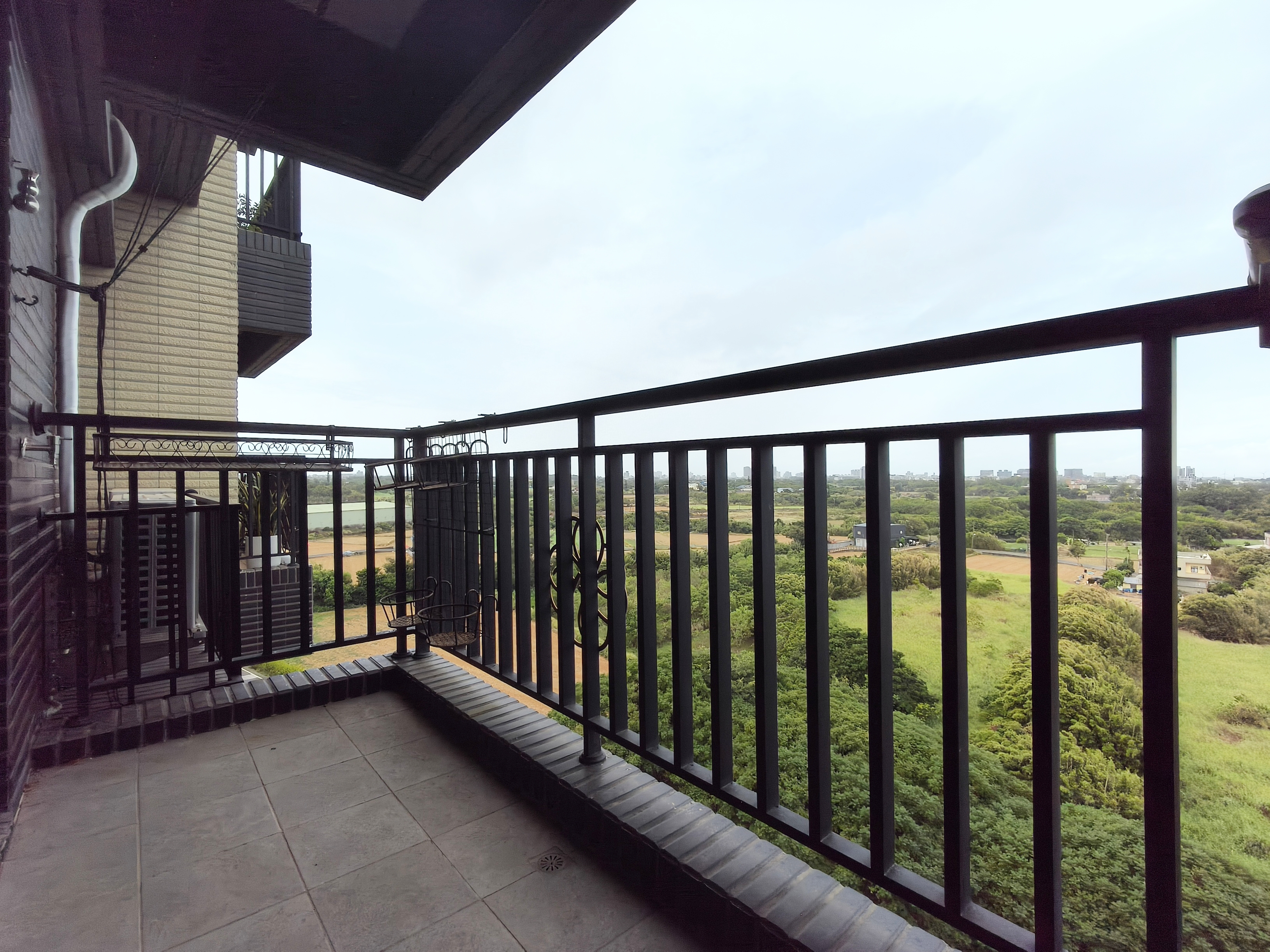 客運園區璟都文華三房