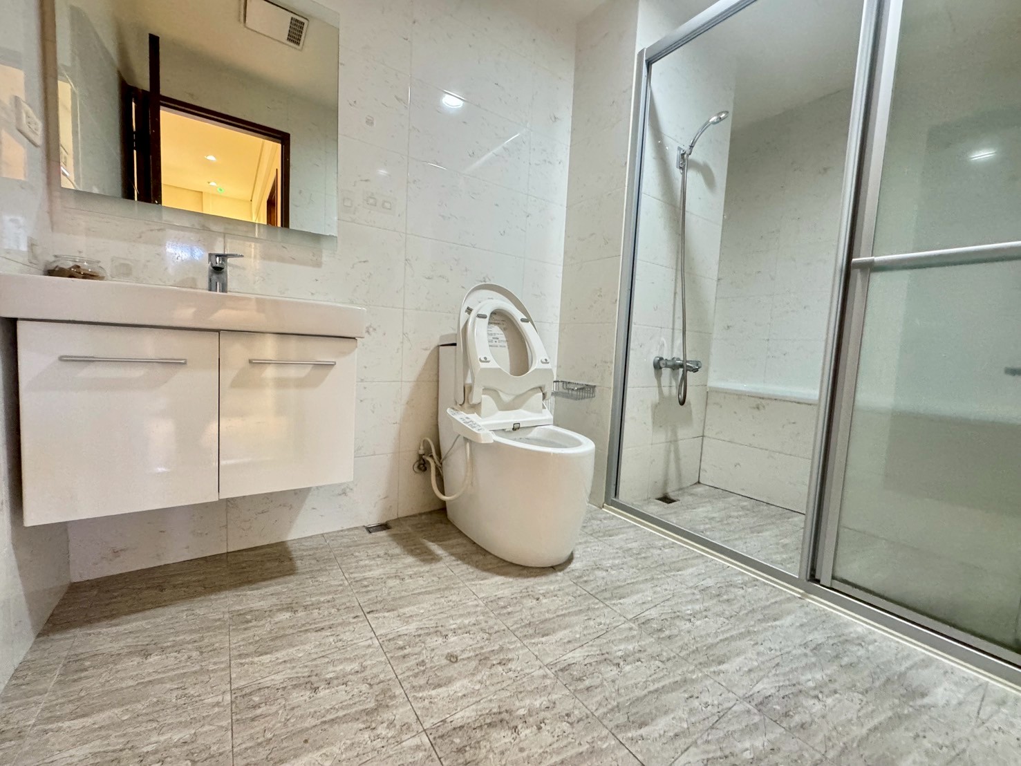 ⭐⭐⭐青埔A18站前A+面青雲路兩房平面車位