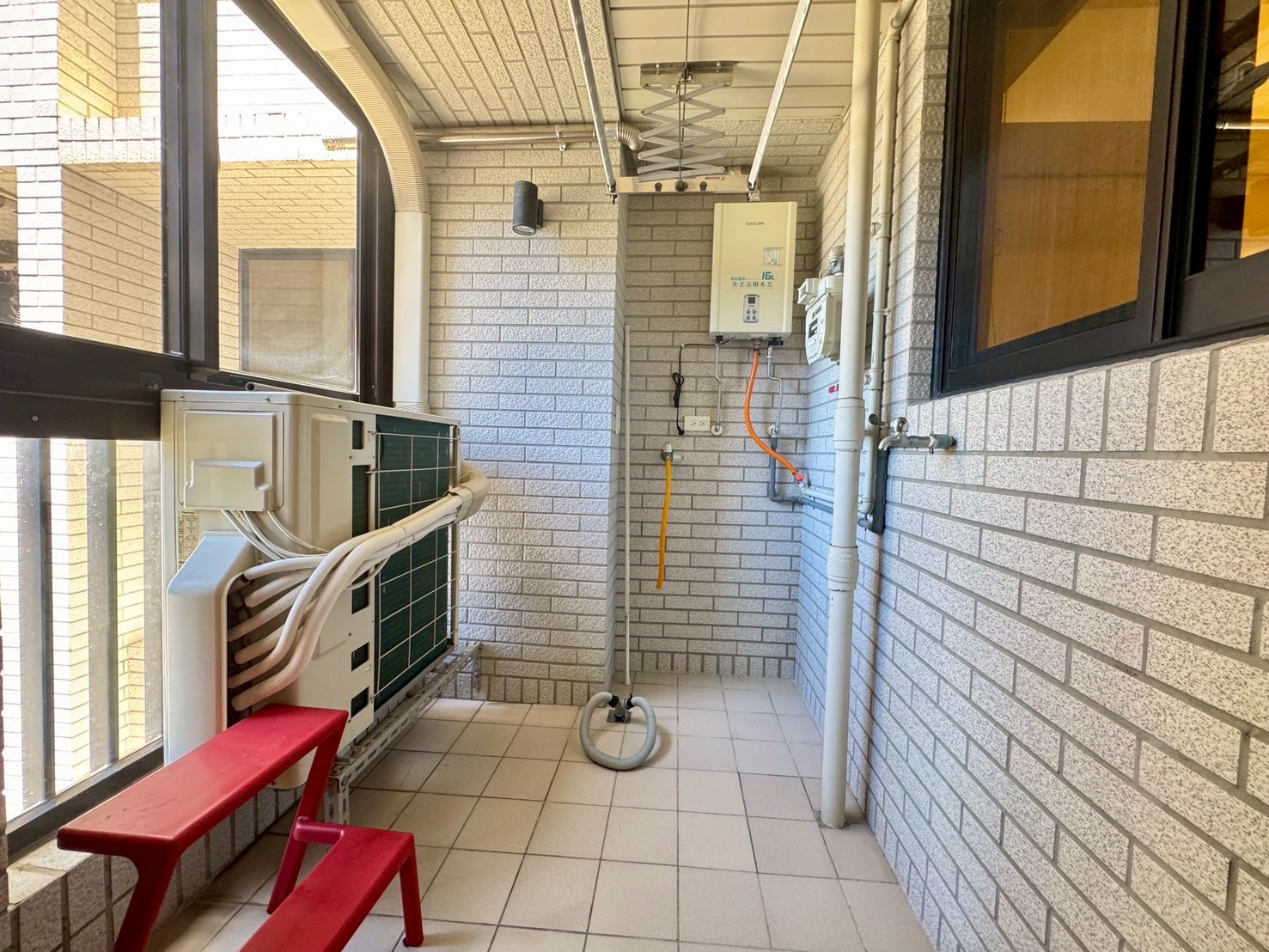 ⭐⭐⭐青埔A18站前A+面青雲路兩房平面車位