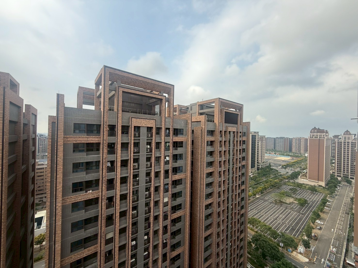 ⭐⭐⭐專任-桃園站前【新潤君頤】青埔A18景觀三房平車