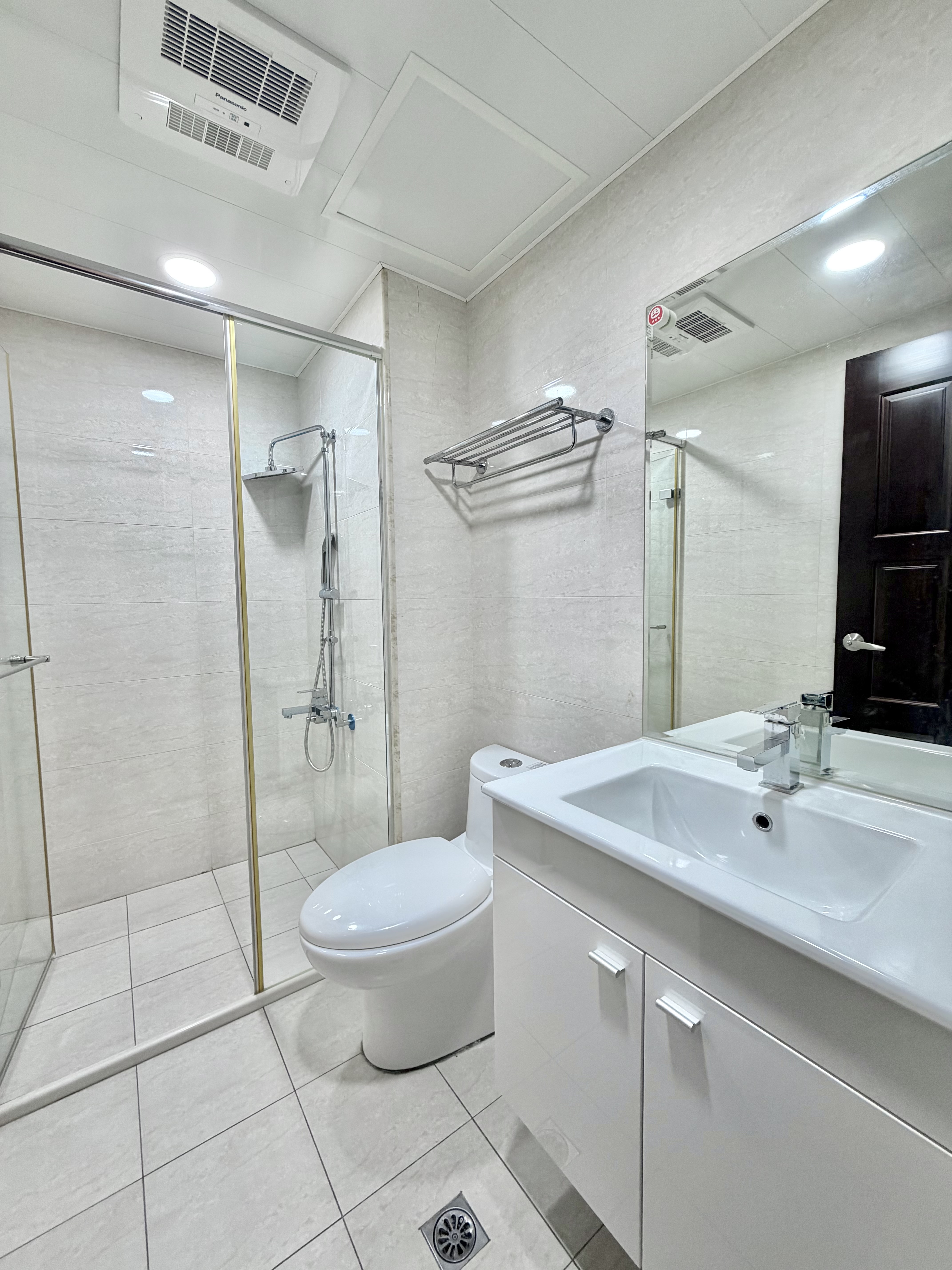 ⭐⭐⭐捷運A19站『東京線上』精美超大三房+車位