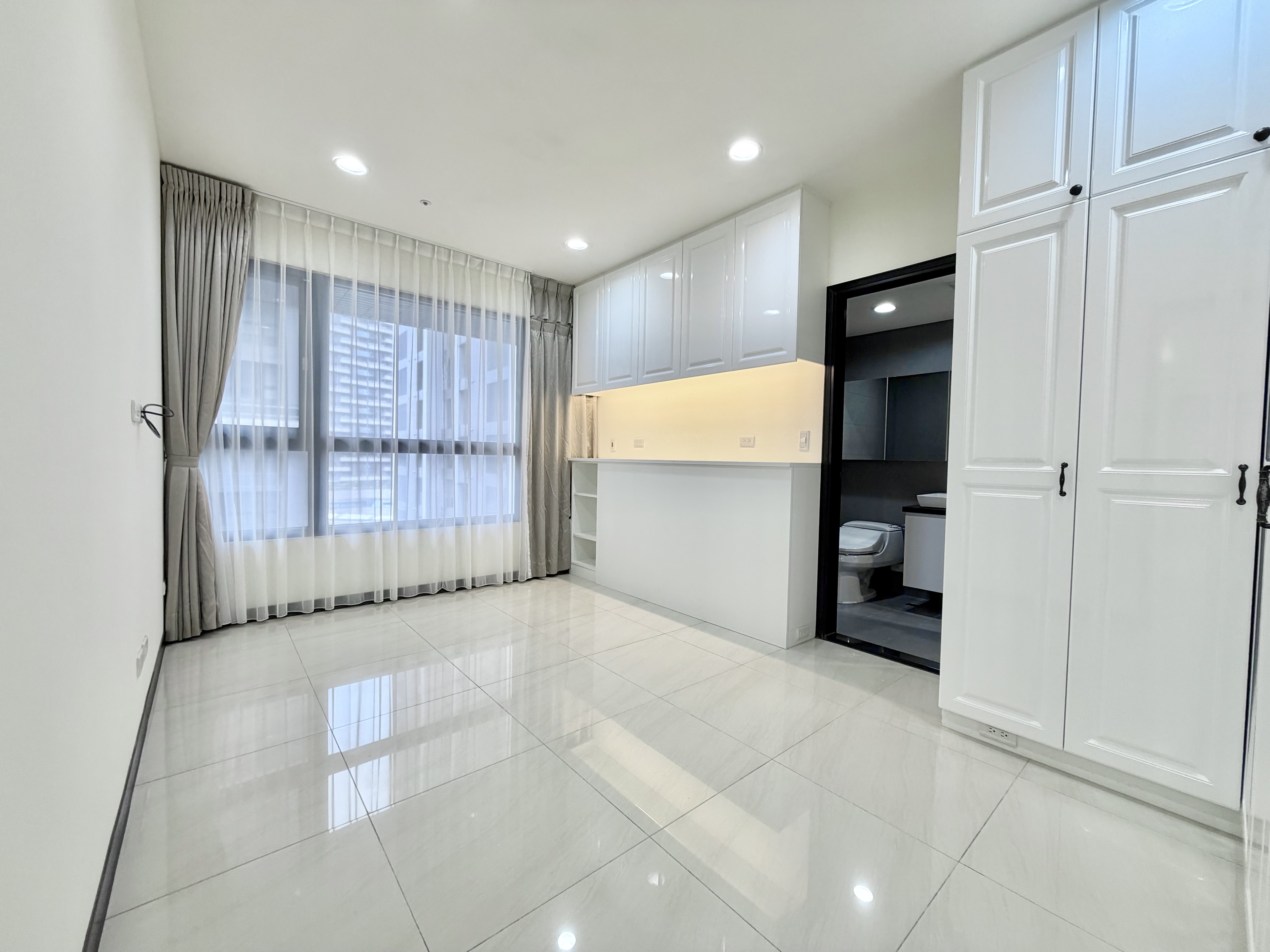 ⭐⭐⭐高鐵捷運A19『國峰苑』裝潢三房+車位