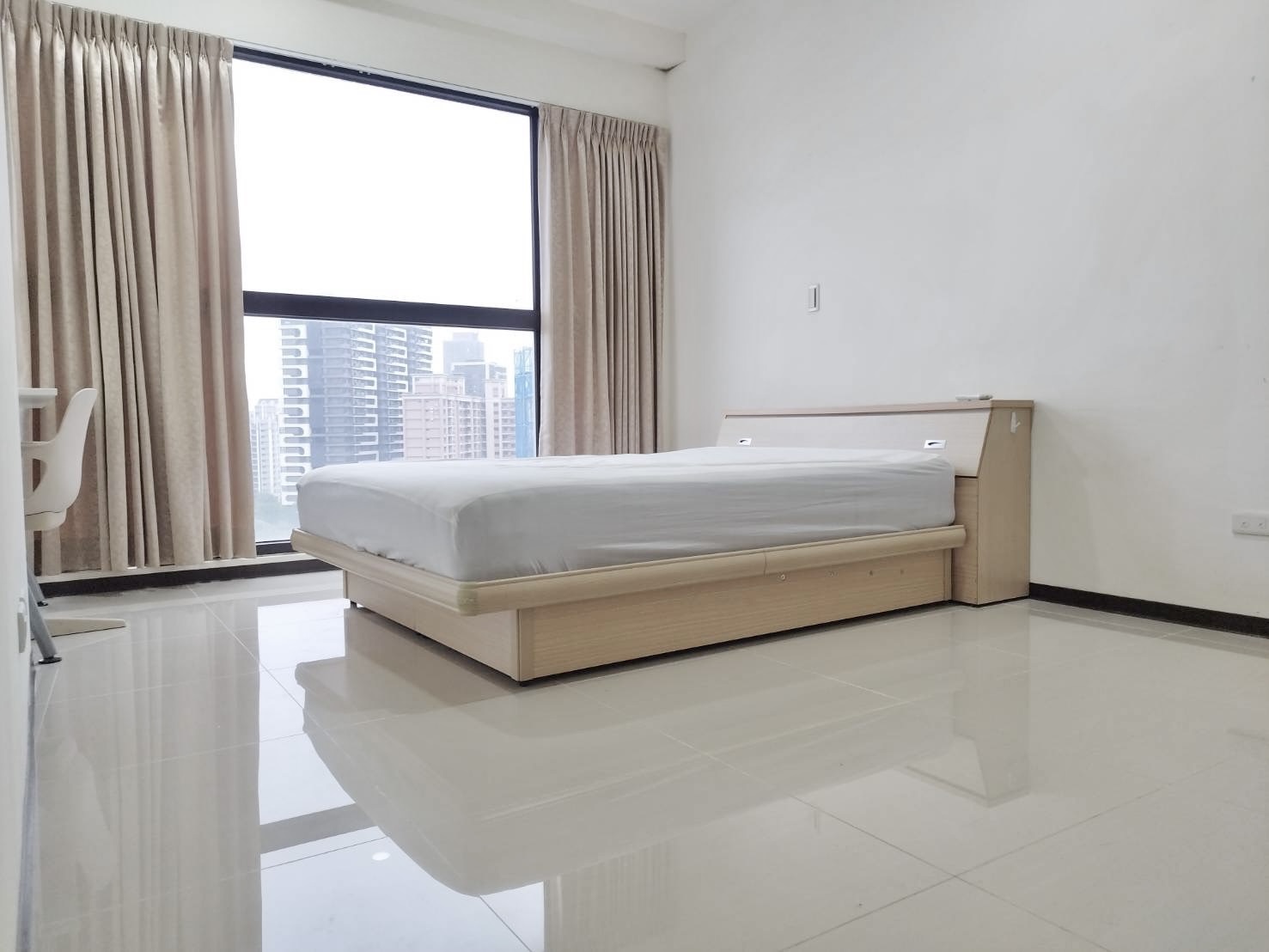 ⭐⭐⭐捷運A19『宏普世界館』精美1+1房車位