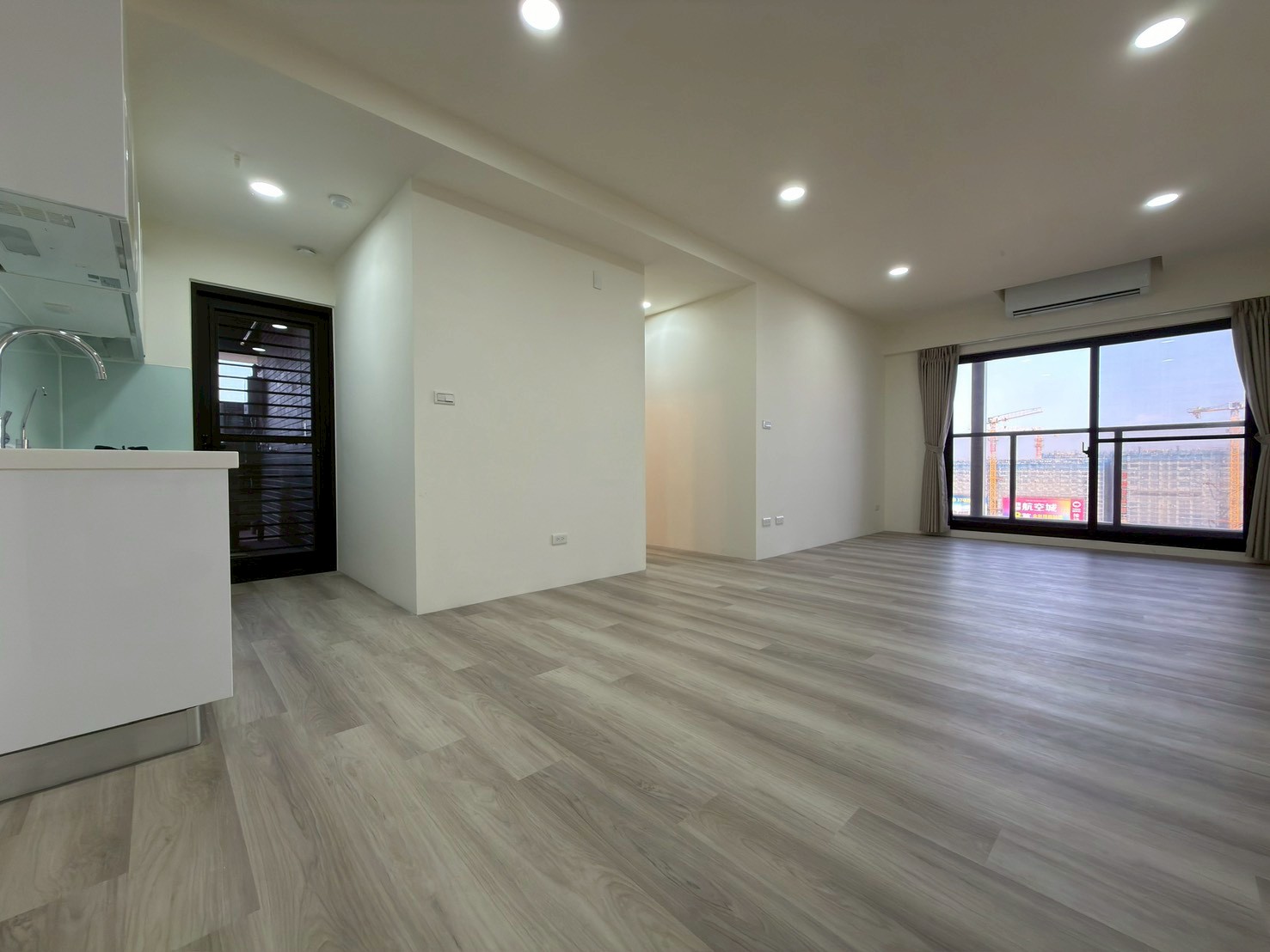 大園客運 | 可寵可租補 | 全配含管 | 英堡日朗大三房車位