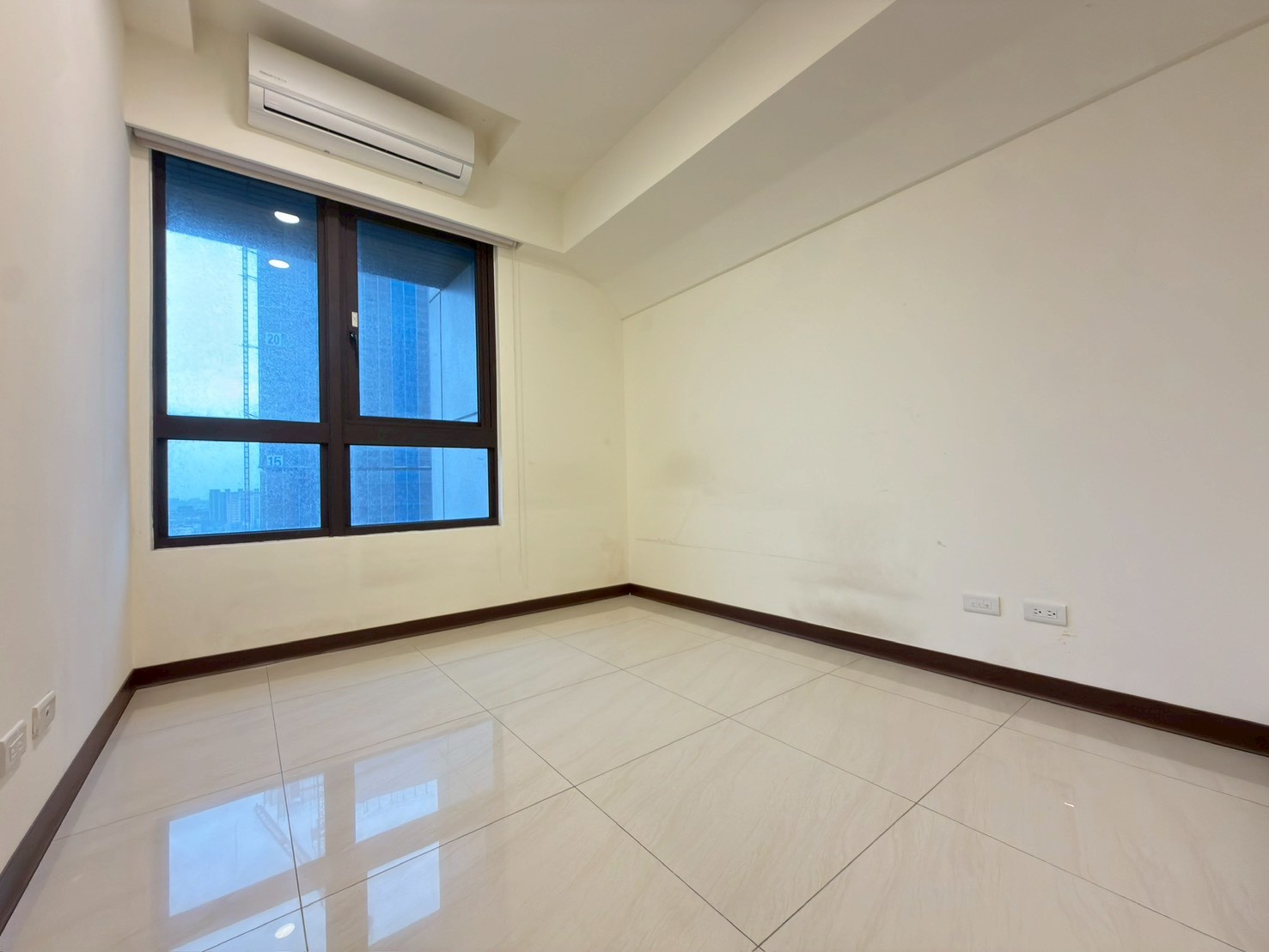 青埔A19 | 可寵物 | 國都苑 | 3+1房雙車位青埔