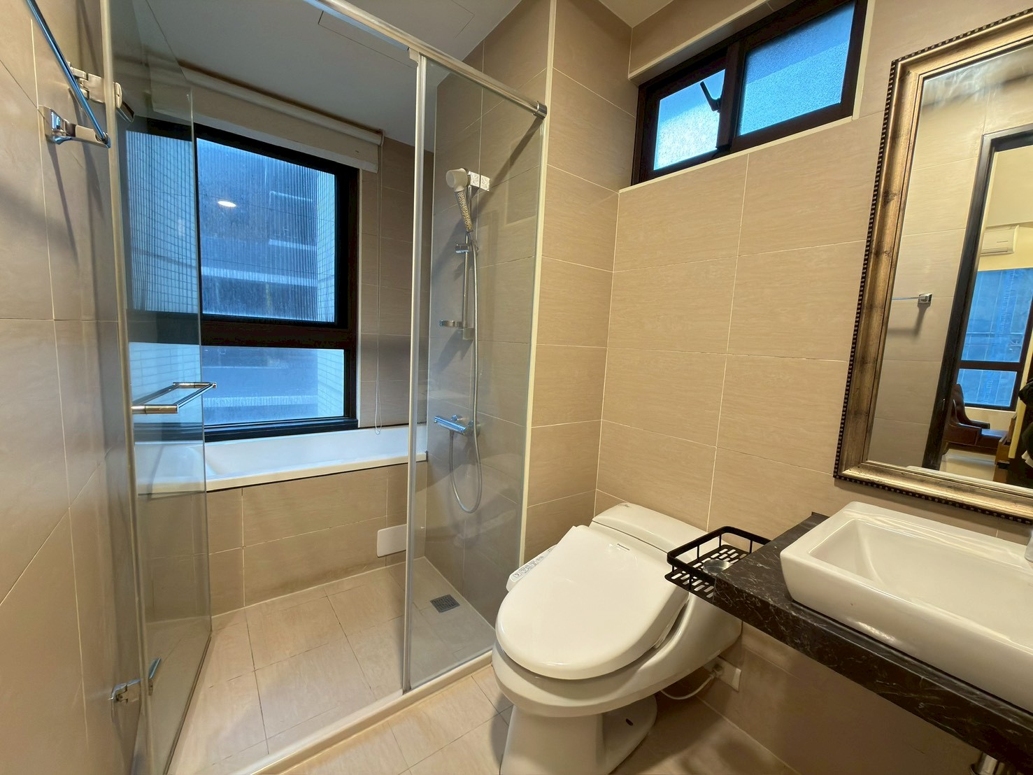 青埔A19 | 可寵物 | 國都苑 | 3+1房雙車位青埔