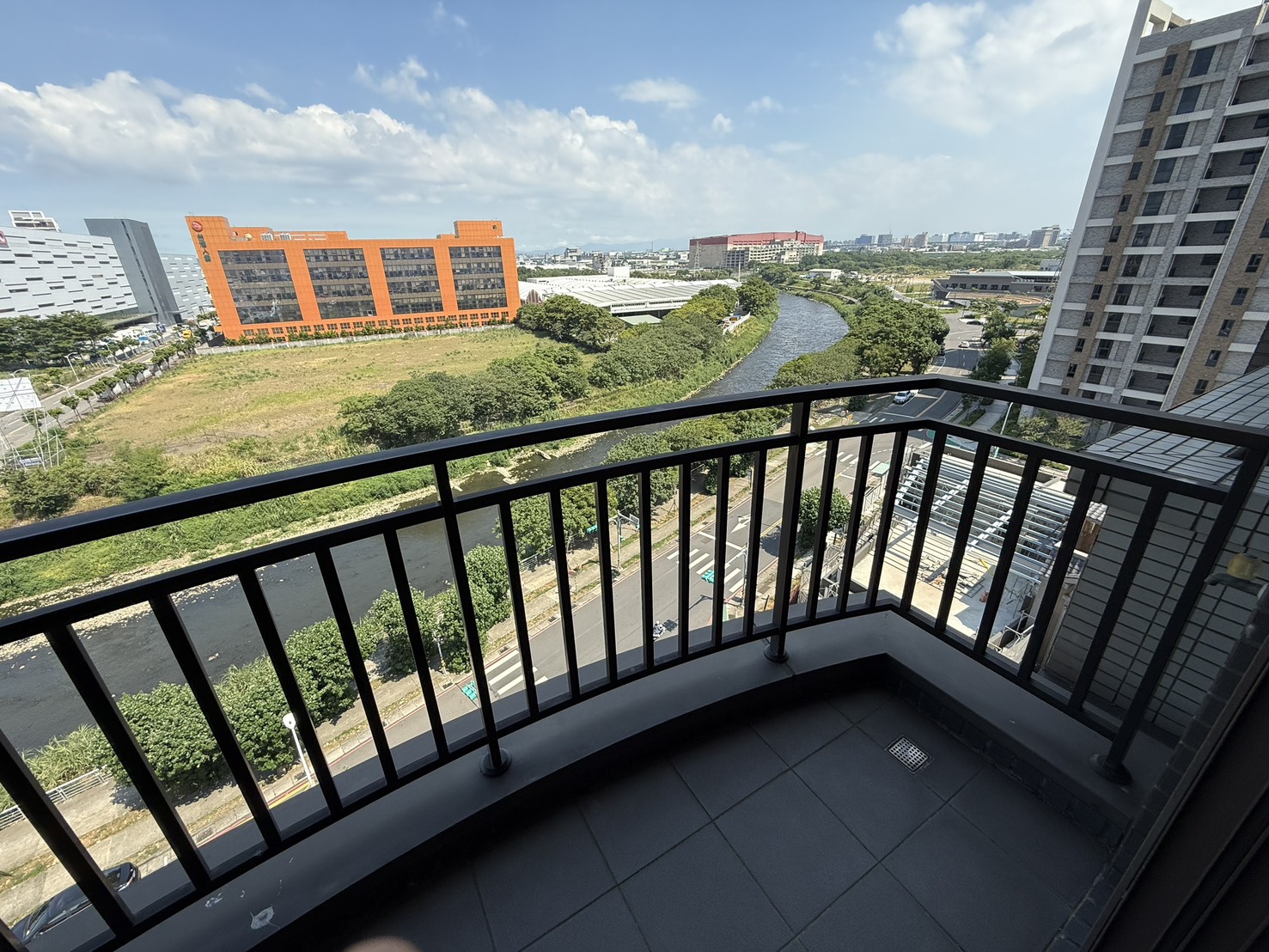 ⭐⭐⭐A18青埔現代宅景觀河岸佳瑞盈+三房車位