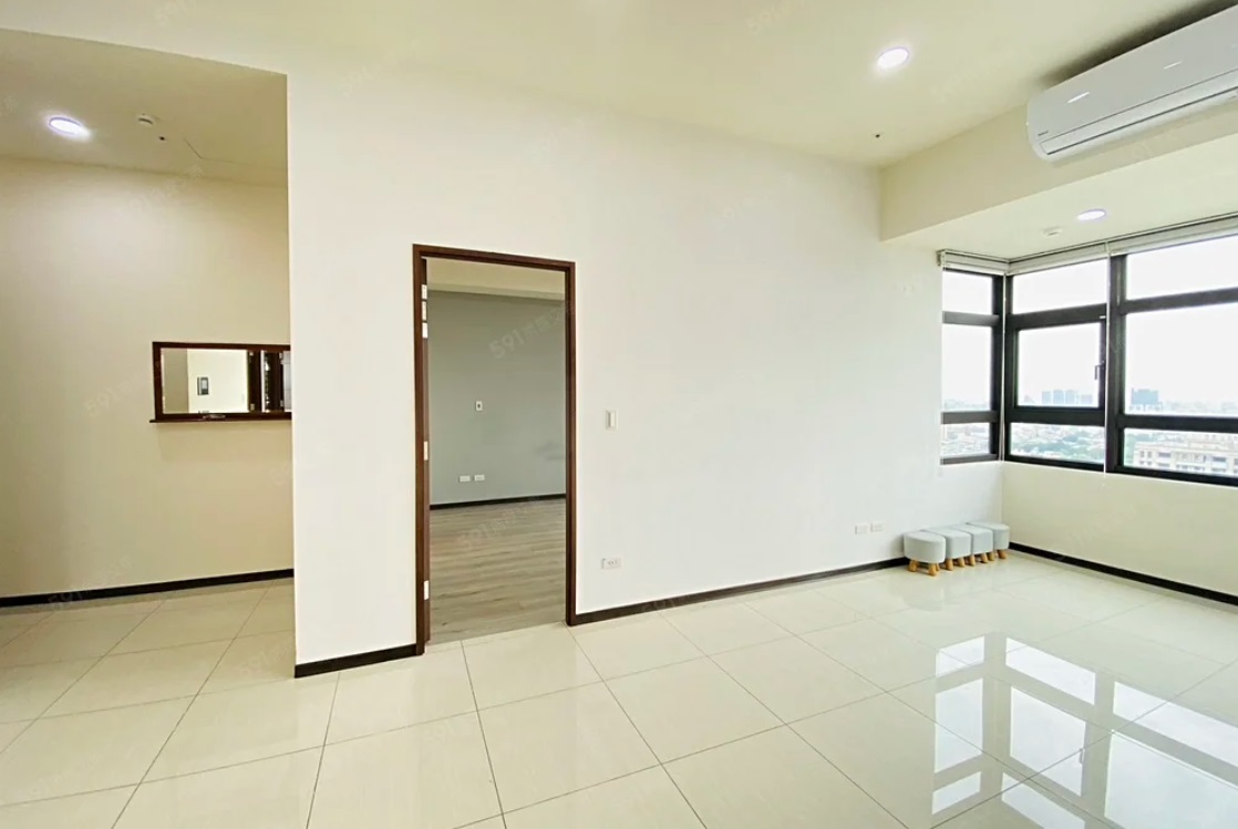 微笑之心❤️三房大車位❤️面一中無限視野❤️可租補含車含管