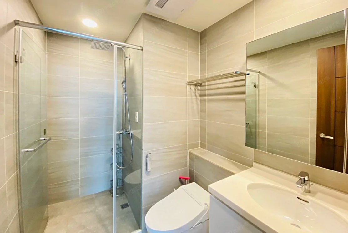 微笑之心❤️三房大車位❤️面一中無限視野❤️可租補含車含管