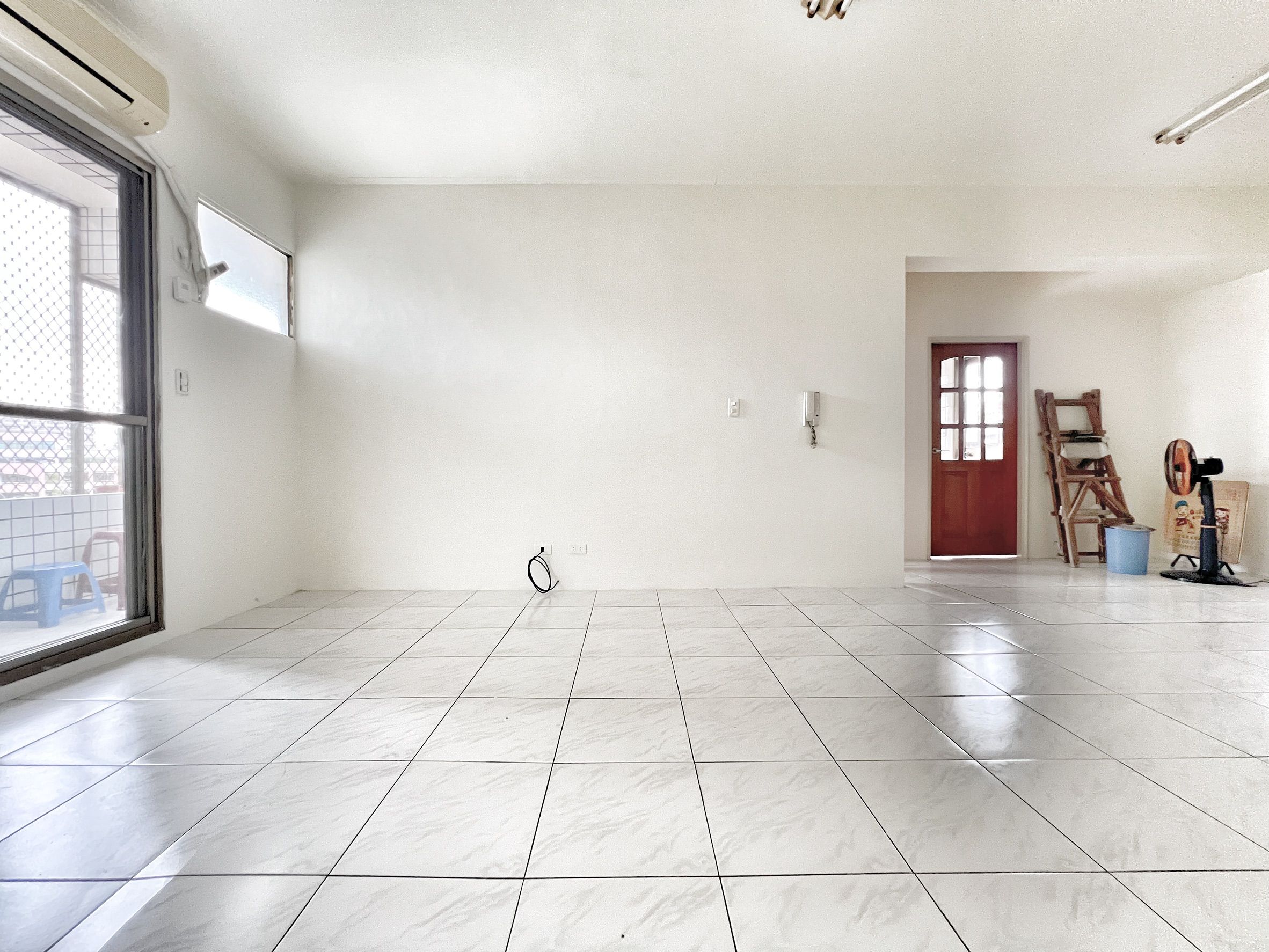 北屯丨水湳經貿雷中慶園次頂樓三採光三房平車美廈