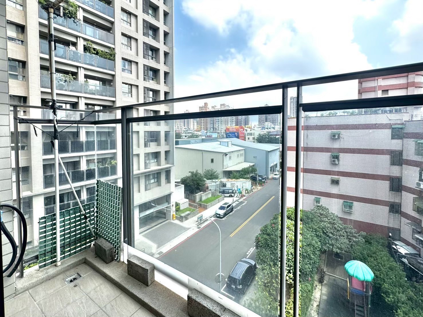 屋主決心不留!!降價求售🔰聚合發權美🔰輕屋齡三面採光三房平車