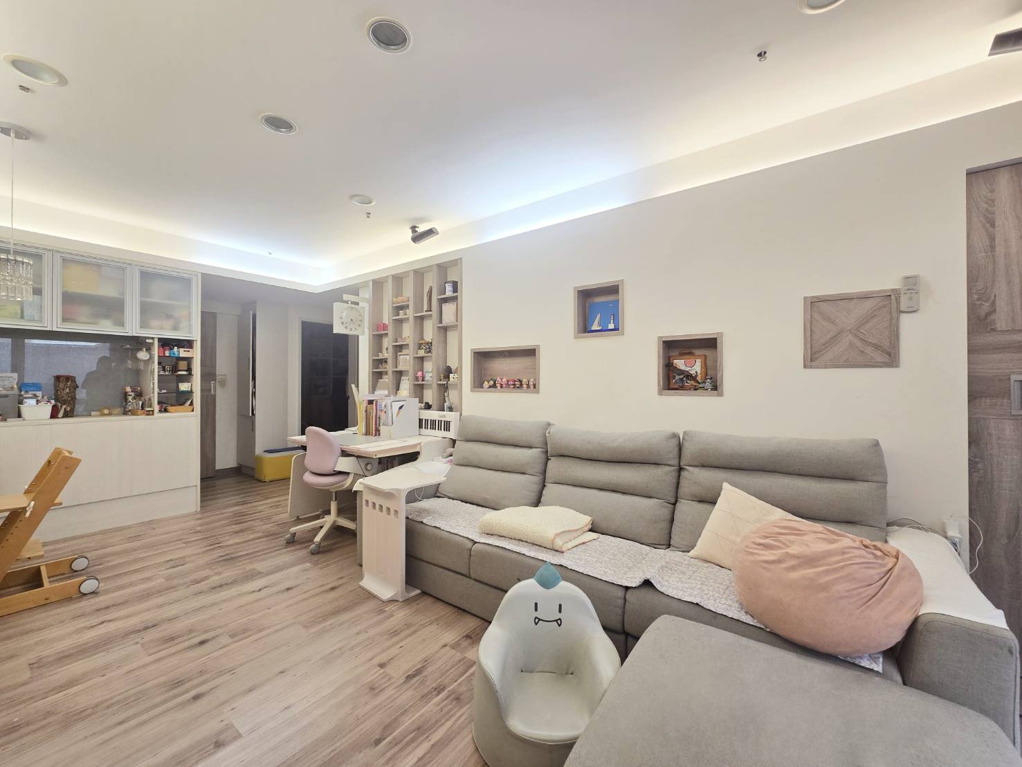 捷運學區宅ꕤ法國香榭高樓景觀戶精美裝潢三房車位