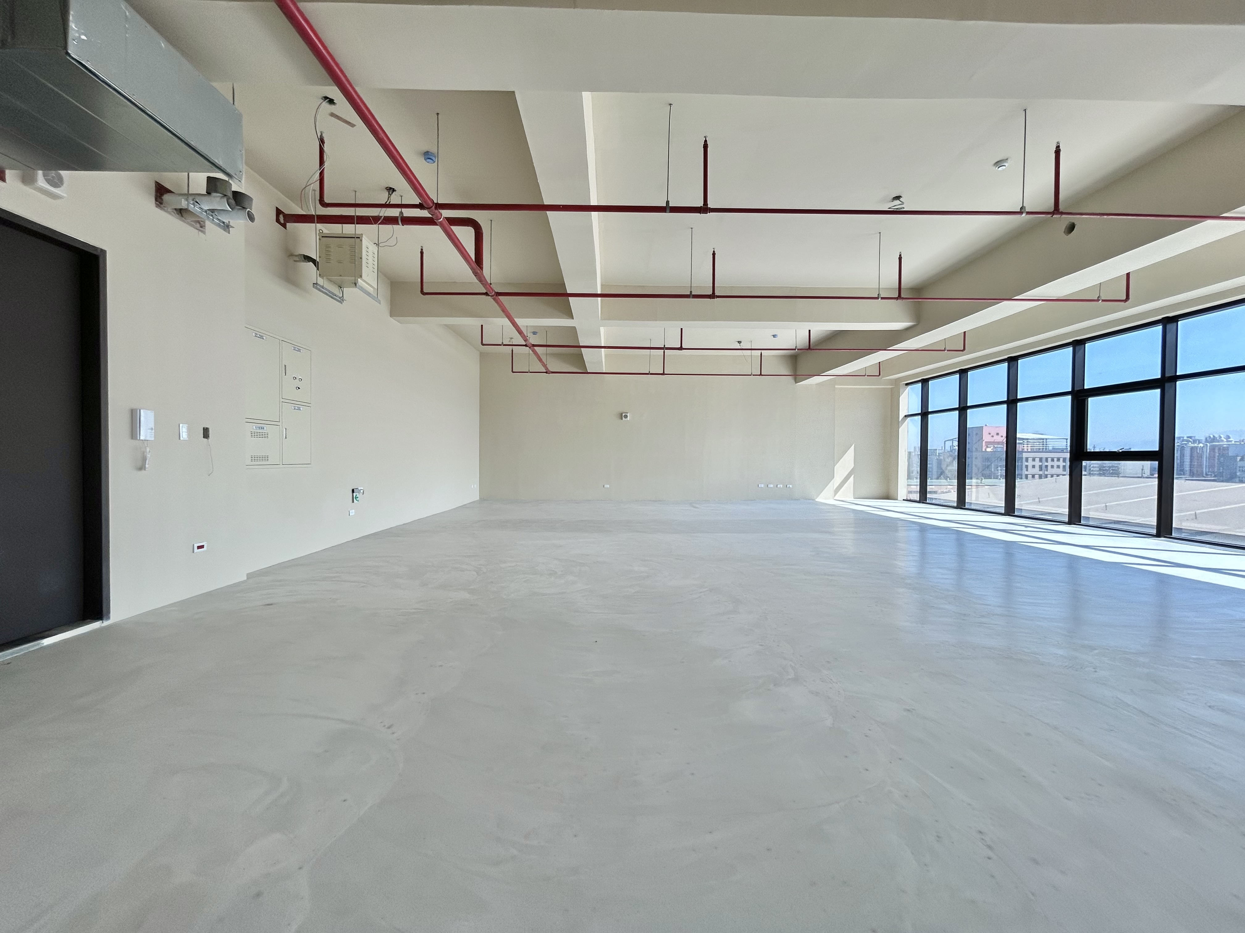 交流道旁ꕤ億聲科技園區全新可廠登辦公室+雙車位