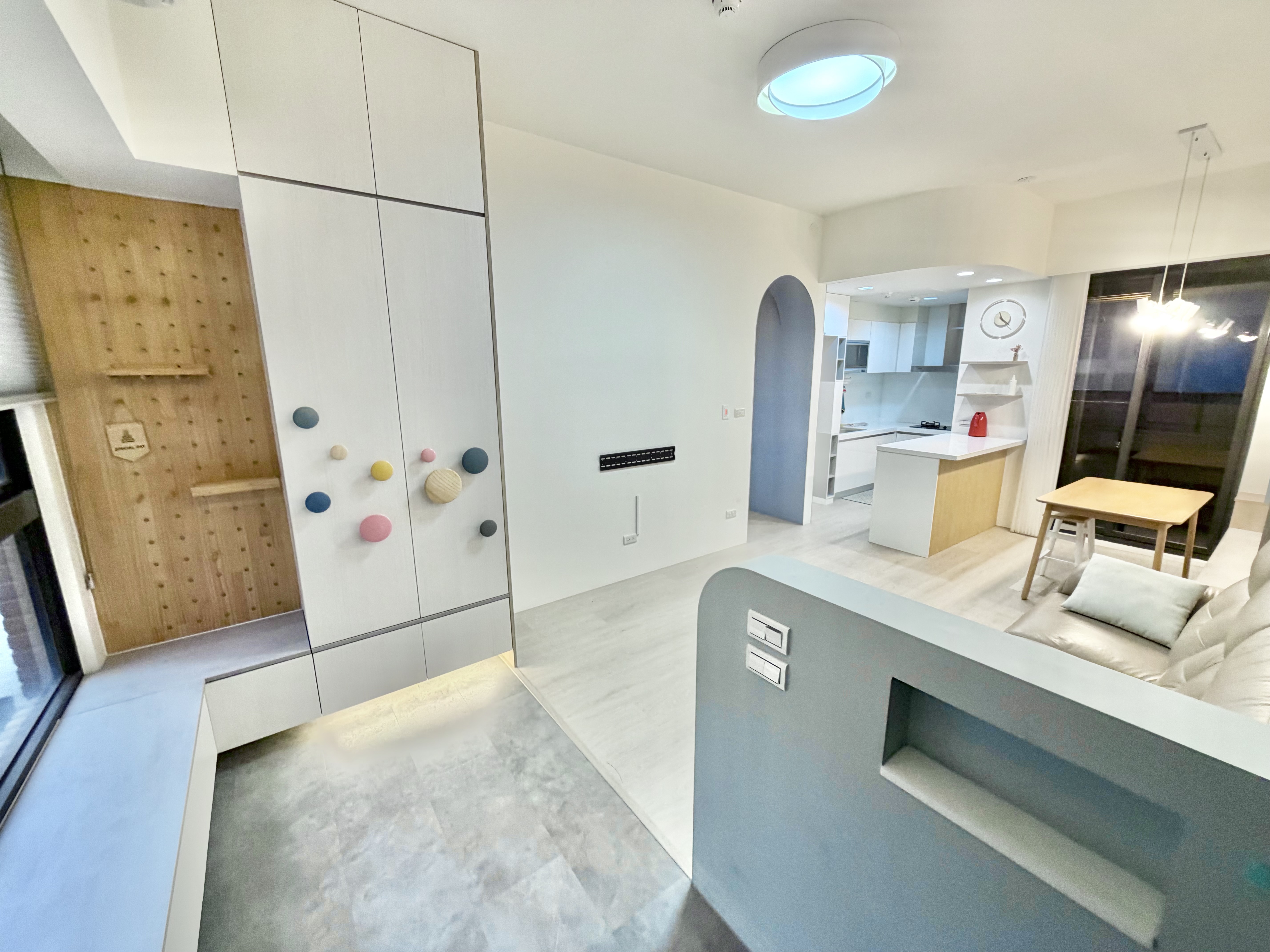 高鐵A18站正蛋黃區ꕤ力璞棧精美裝潢高樓三房車位