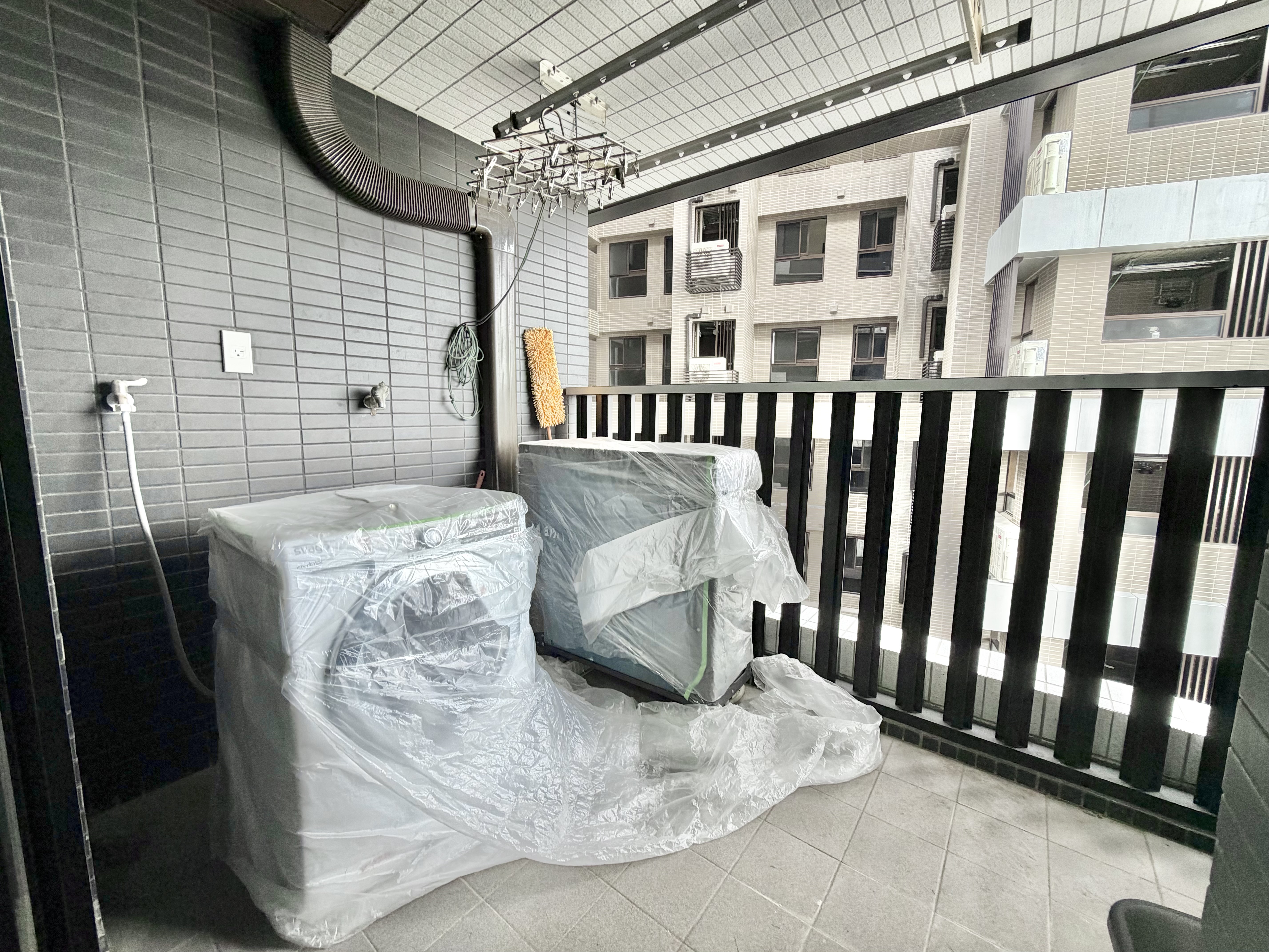 高鐵蛋黃區ꕤ有棟距ꕤ國家大院低總價精美兩房車位