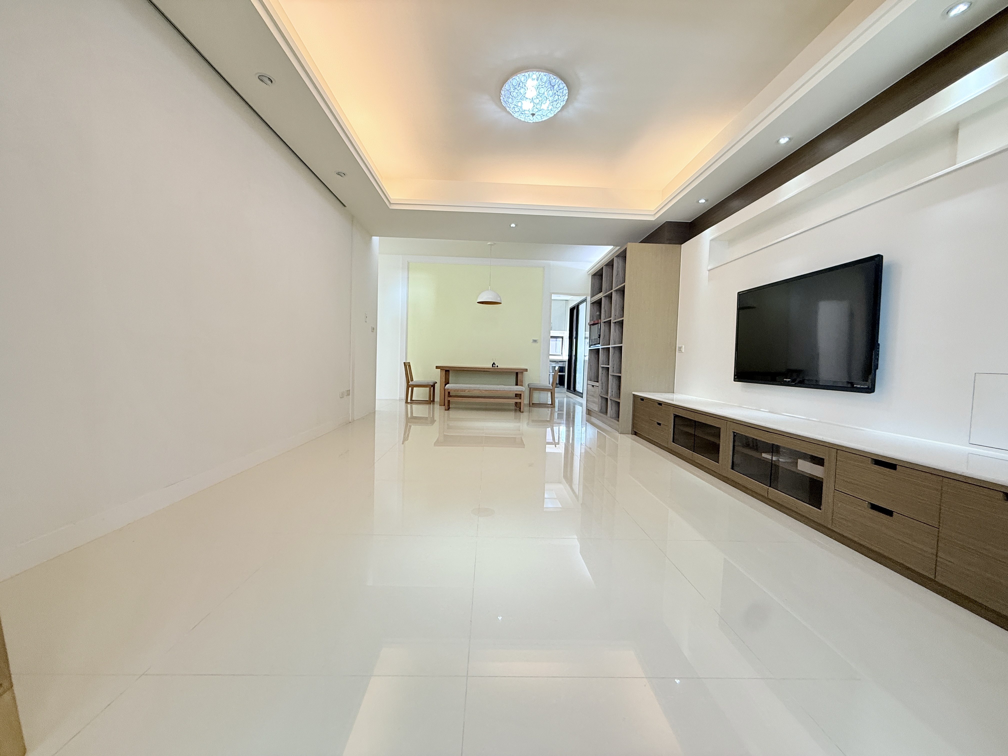 捷運A19站青埔國中宅ꕤ麒寶會館前後陽台雙衛浴開窗大三房車位