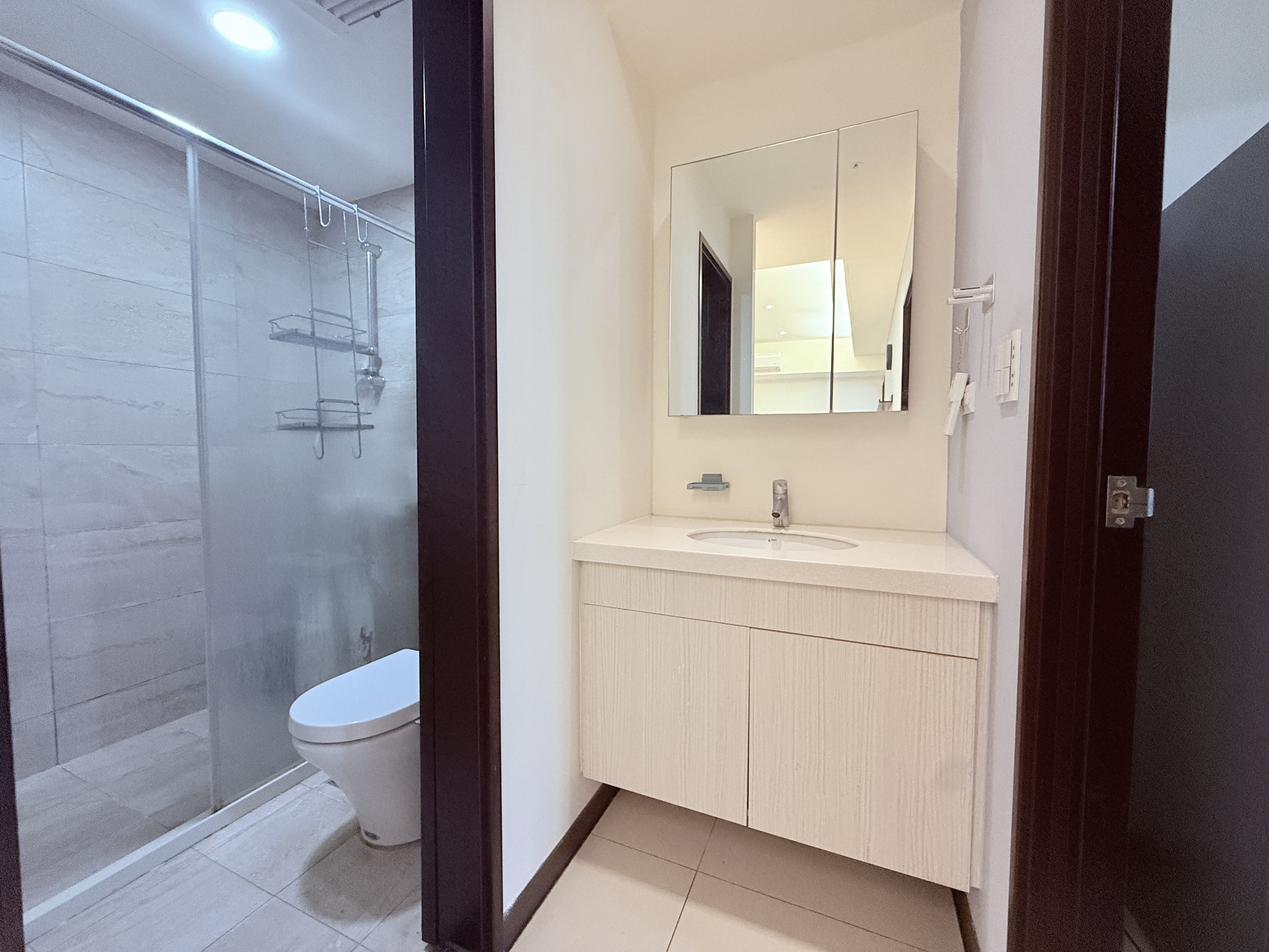 青埔國中捷運宅ꕤ明日朗朗高樓景觀兩房平面車位