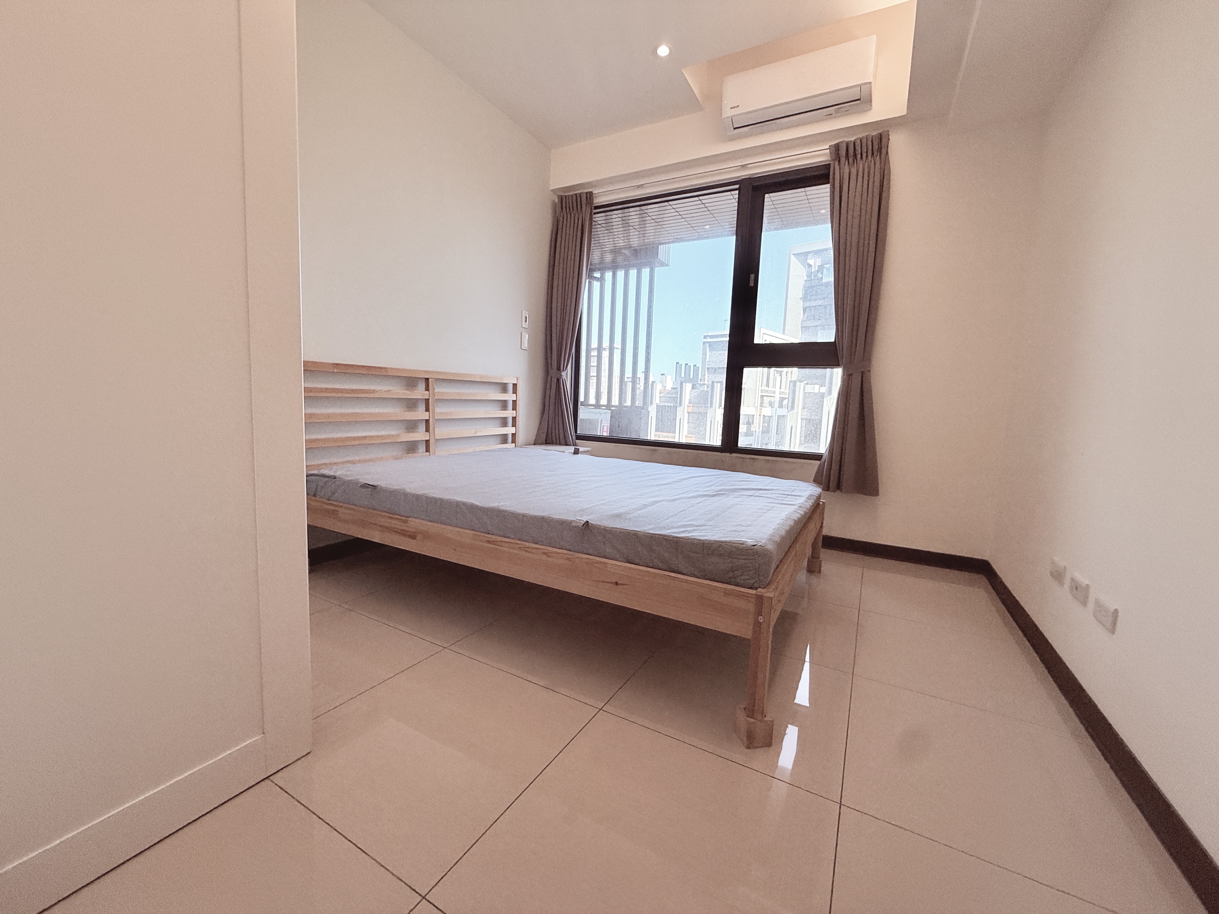 青埔國中捷運宅ꕤ明日朗朗高樓景觀兩房平面車位