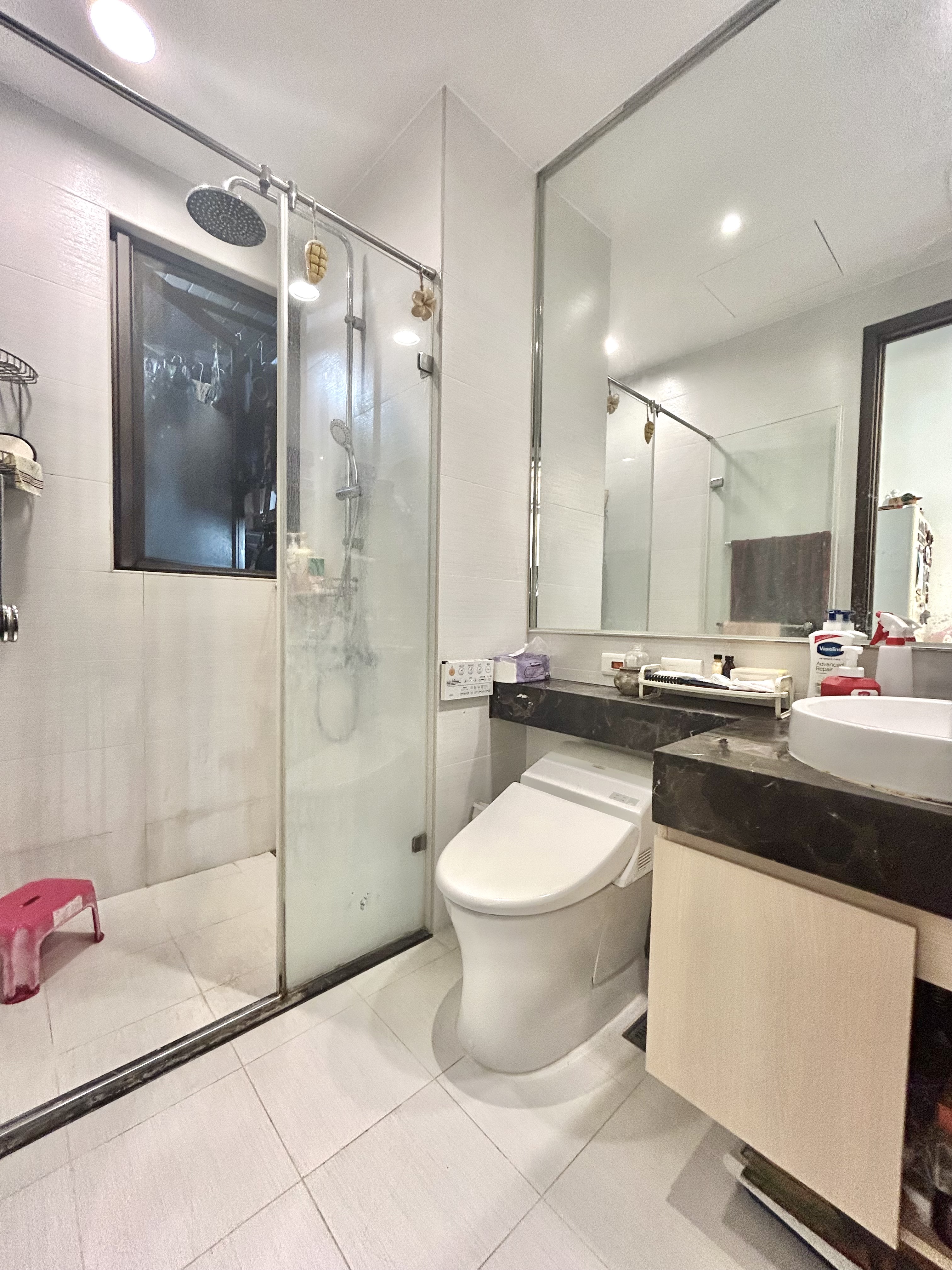 屋主急售ꕤ勇敢出價ꕤ景觀戶ꕤ竹風青田衛浴開窗兩房車位