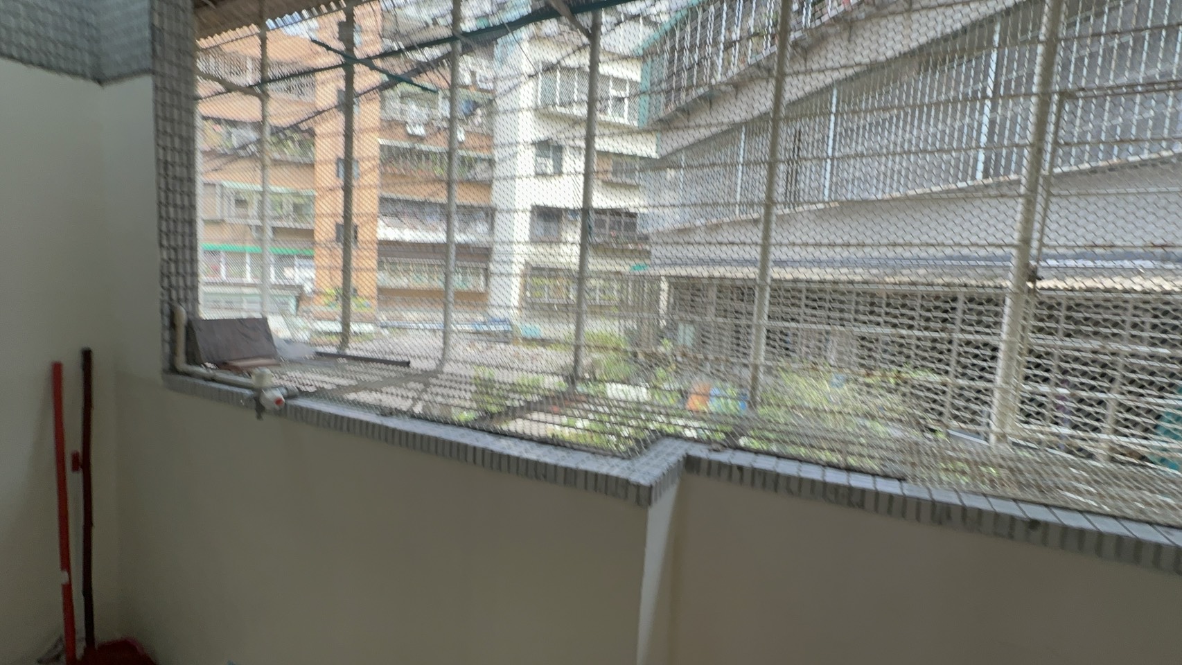 捷運公園二樓美裝方正三房-歡迎同業配合－住商小蔣