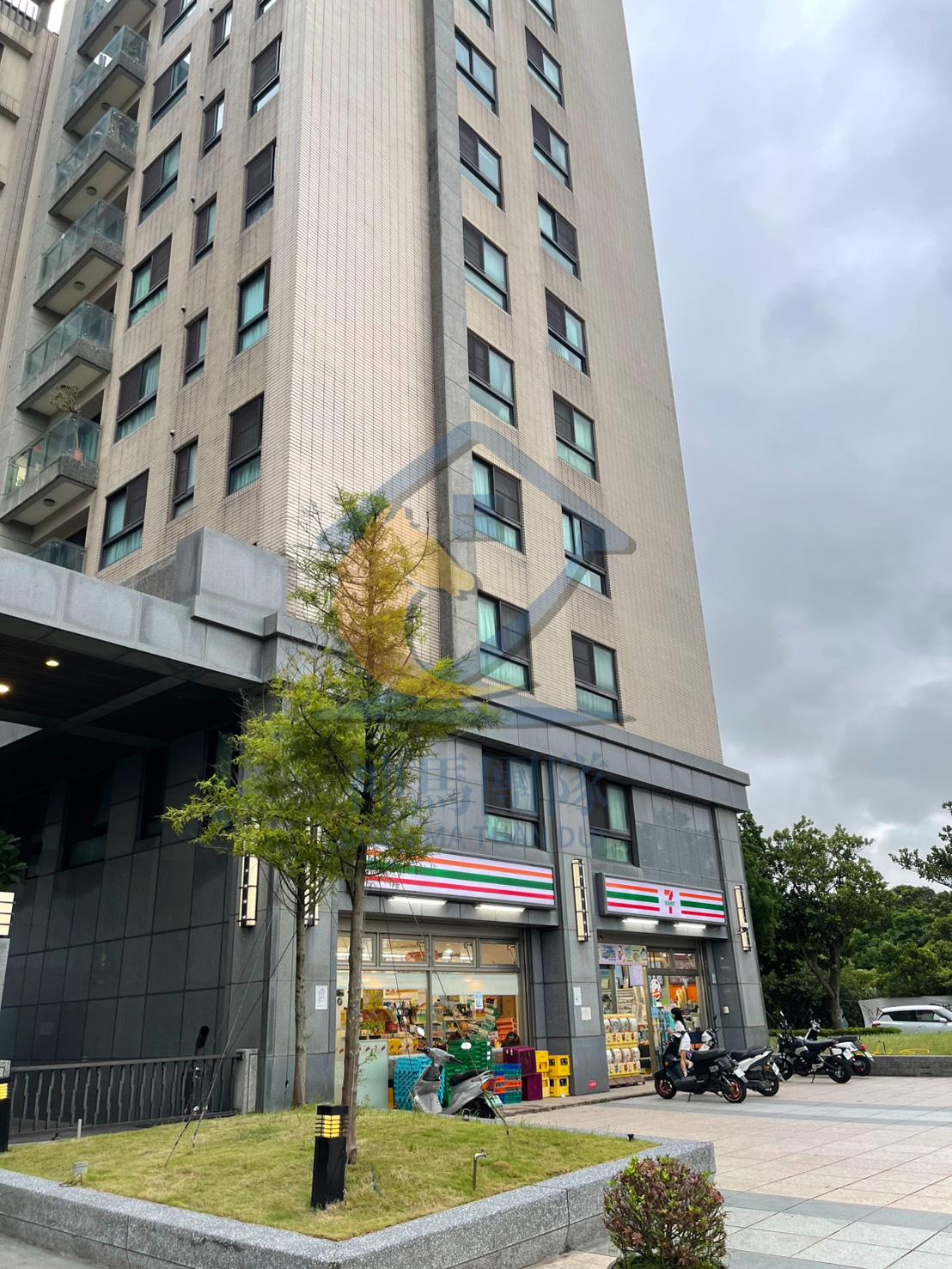 青埔買房買屋 客運園區湖海雙景-宜誠君匯4房雙車