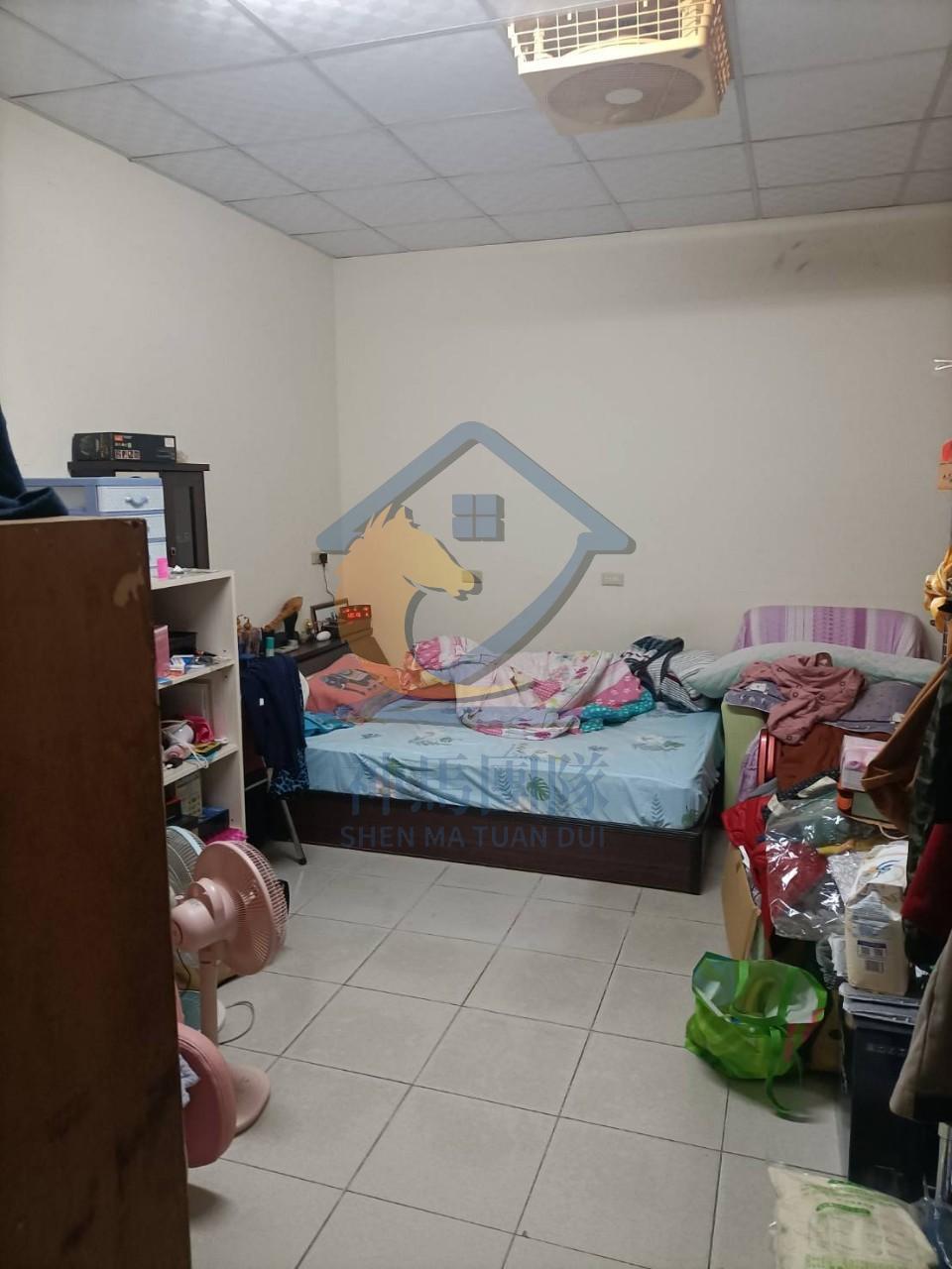 青埔買房買屋 大園國際路大面寬透天店住