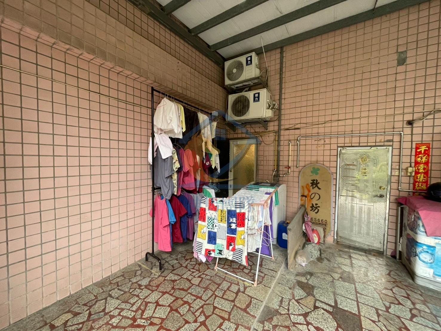 青埔買房買屋 環南路1+2樓超值黃金店面